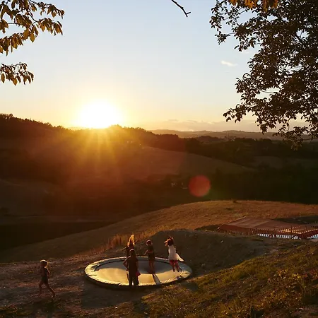 Cascina Montebi Vendégház *